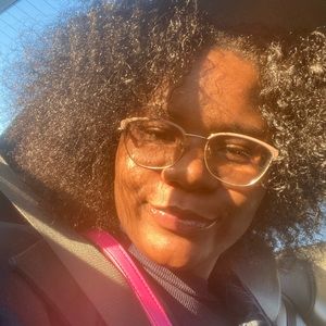 Meet your Posher, Ariyana